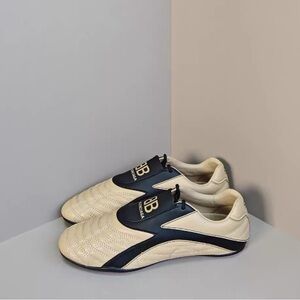 🚩steal authentic Balenciaga Cream and Black Athletic Shoes